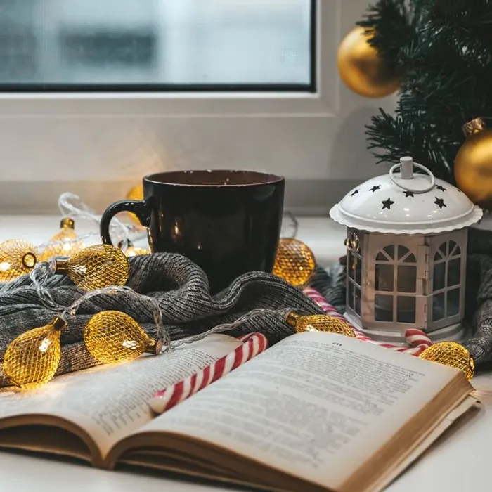 Виртуальная выставка "Вместе с книгой в новый год"