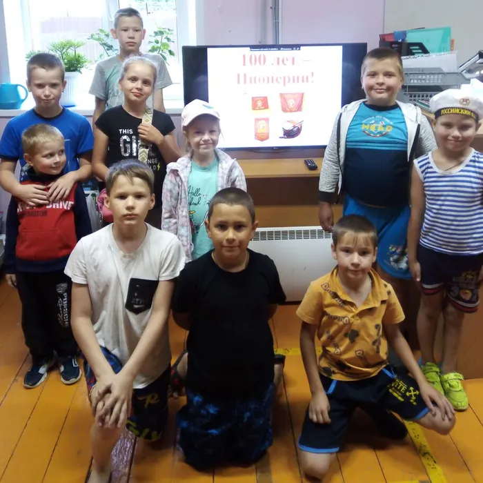 Литературно-игровая программа «Честное пионерское»