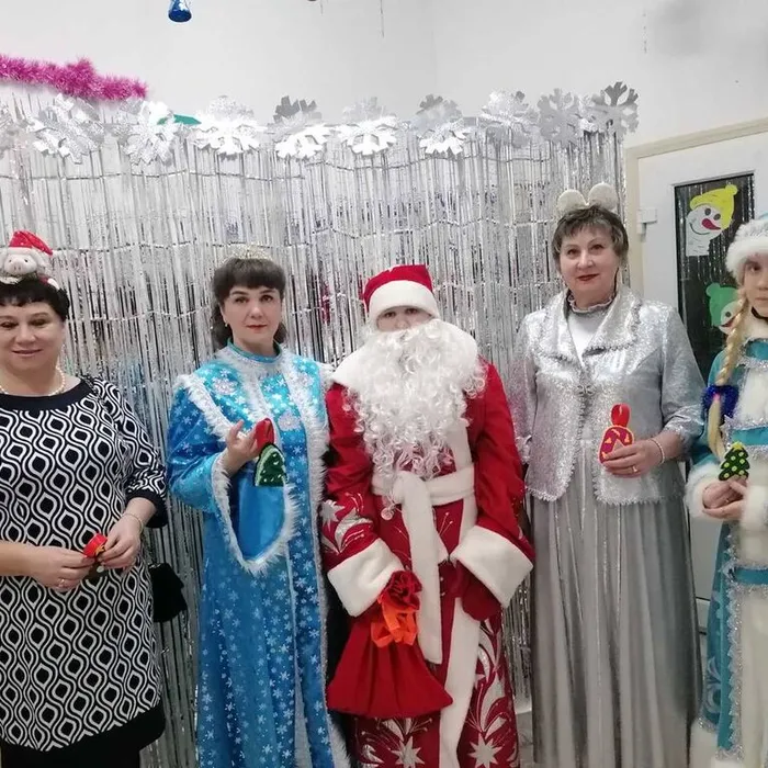  Творческий мастер-класс «Новогодняя мастерская»