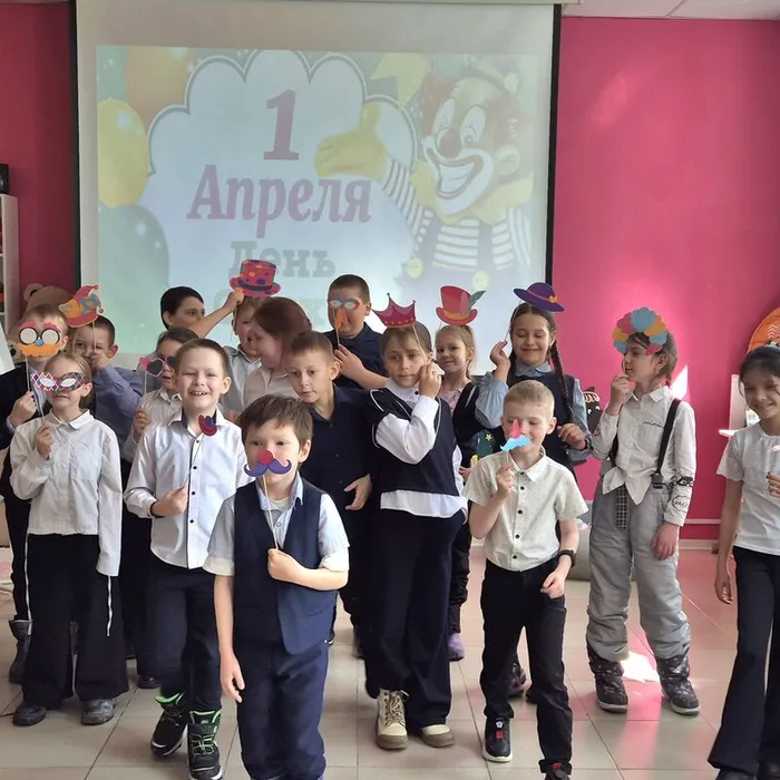 Праздник  шутников