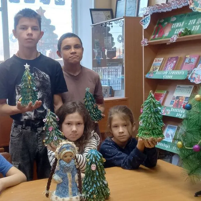 Мастер-класс «Новогодняя ЭКОёлочка»