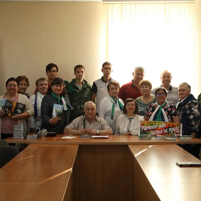 Зачем я пишу стихами…