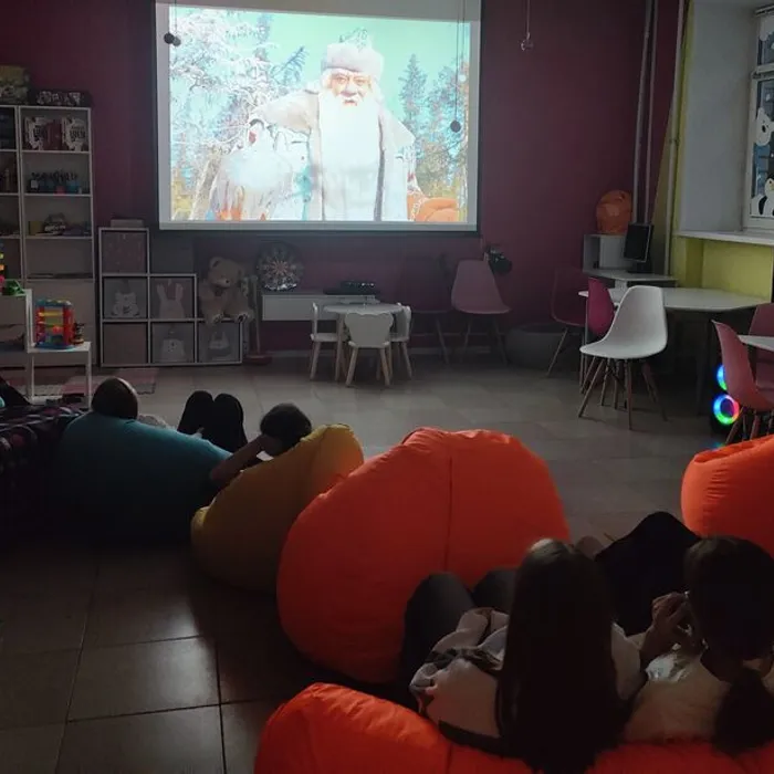 В #FamilyRoom «Территория счастья» состоялся кинопоказ замечательной советской сказки «Морозко»