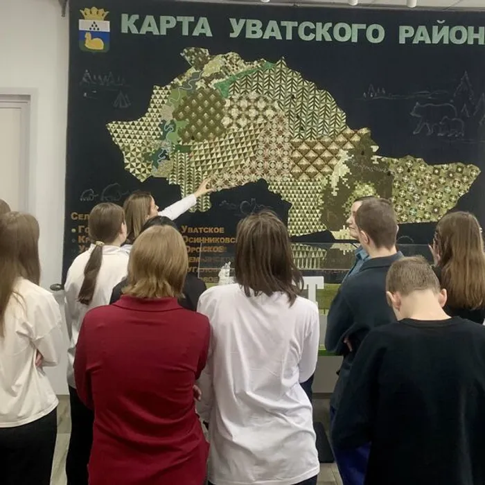 Краеведческая игра «Всему начало здесь, в краю родном»